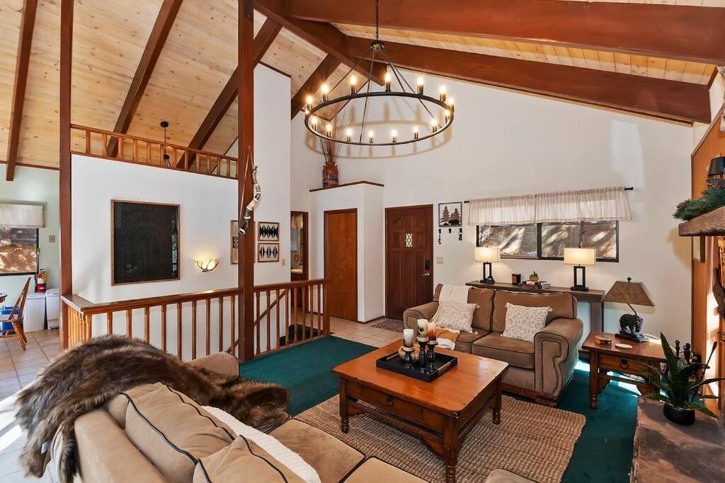 Villa Everwood Serenity Treehouse Ontrail Head/Sledding Big Bear Lake Exterior foto